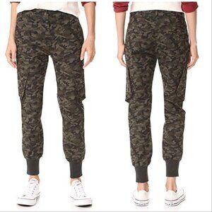 JAMES JEANS Boyfriend Utility Cargo Pants In Deep Army Camo